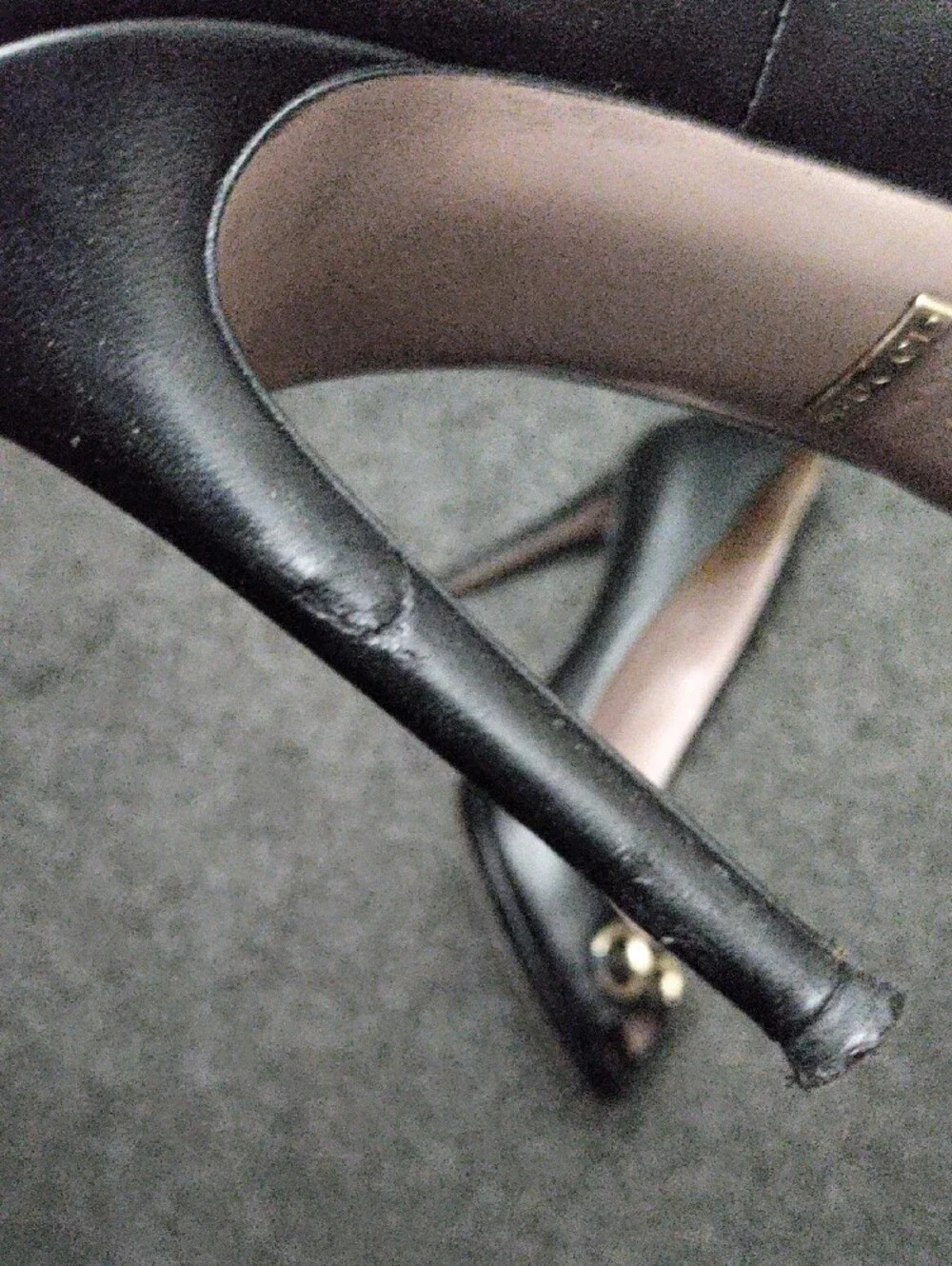 Gucci Black Leather Peep-Toe Heels with Gold Horsebit